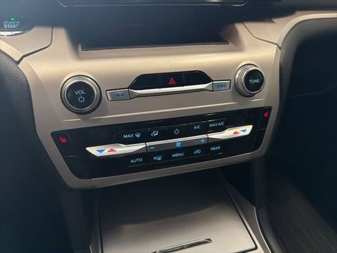 Used 2021 Ford Explorer XLT w/ Class III Trailer Tow Package image 25