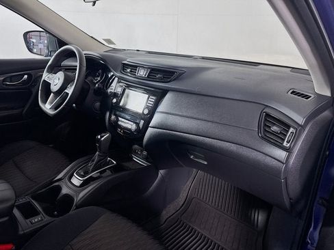 Used 2019 Nissan Rogue SV AWD/4WD image 24