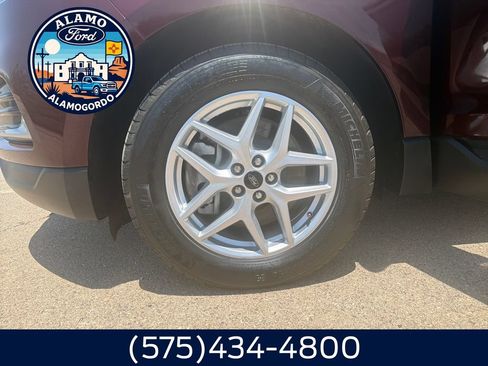 Used 2024 Ford Edge SEL AWD/4WD image 26