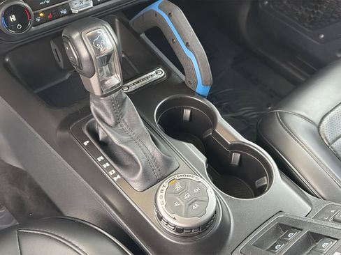 Used 2023 Ford Bronco Outer Banks w/ Sasquatch Package image 27