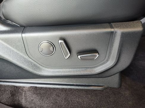 Used 2020 Ford Expedition Limited RWD image 35