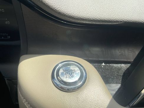 Used 2022 Lincoln Aviator Reserve w/ Equipment Group 201A AWD/4WD image 14
