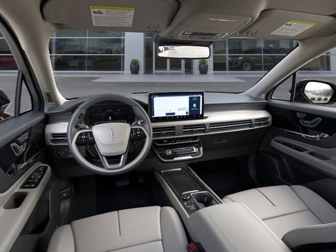 New 2026 Lincoln Corsair Premiere image 9