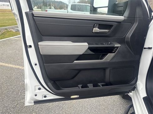 Used 2023 Toyota Tundra Limited image 23