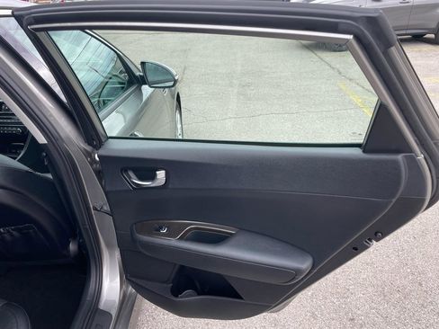 Used 2018 Kia Optima EX image 20