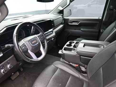 Used 2025 GMC Sierra 1500 SLT AWD/4WD image 22