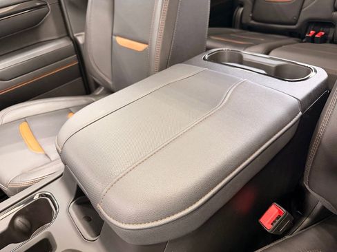 Used 2023 GMC Sierra 1500 AT4 w/ AT4 Preferred Package image 40