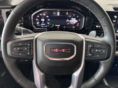 Used 2024 GMC Sierra 1500 Elevation w/ Preferred Package AWD/4WD image 15