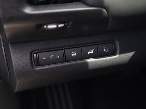New 2026 Nissan Pathfinder Platinum AWD/4WD image 12