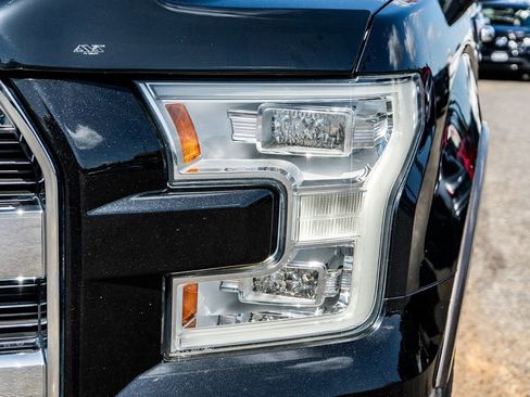 Used 2015 Ford F150 Lariat w/ Equipment Group 502A Luxury AWD/4WD image 7