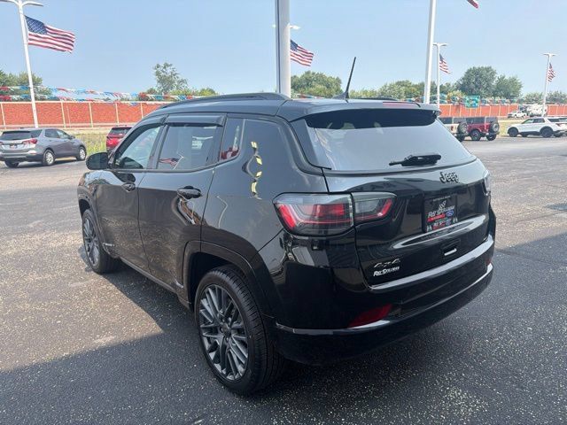 Used 2022 Jeep Compass High Altitude AWD/4WD image 5