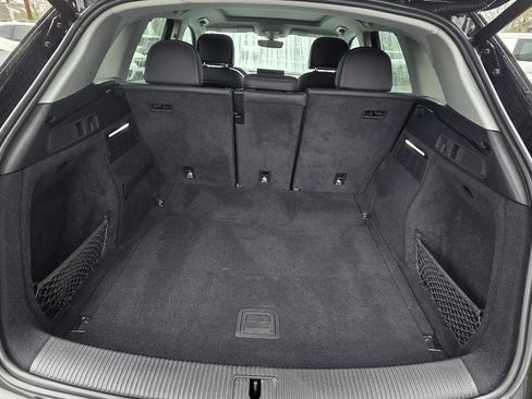 Used 2021 Audi Q5 2.0T Premium w/ Convenience Package image 18