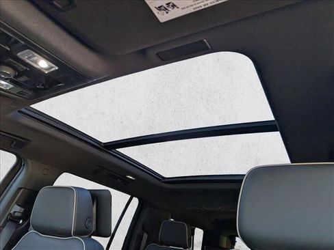 New 2026 GMC Yukon XL Elevation w/ Elevation Premium Package AWD/4WD image 16