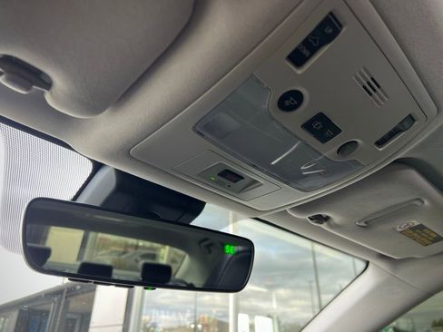 Used 2018 Lexus IS 300 image 43