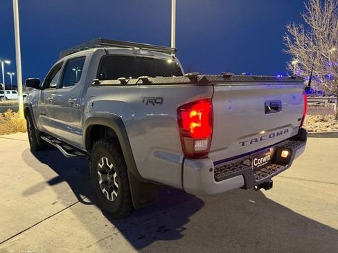 Used 2019 Toyota Tacoma TRD Off-Road image 21