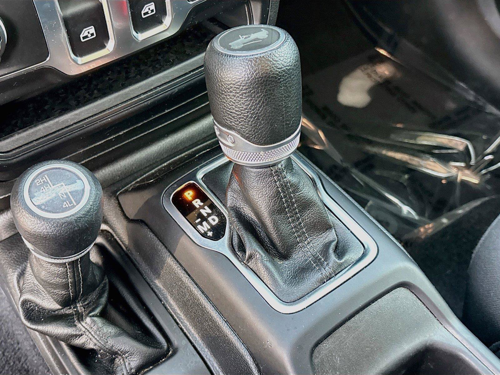 Used 2023 Jeep Wrangler Sport AWD/4WD image 17