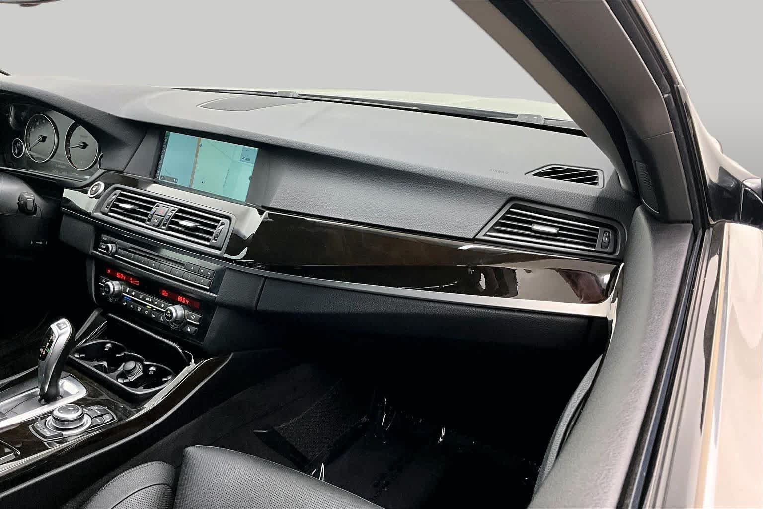 Used 2011 BMW 535i Sedan RWD image 17