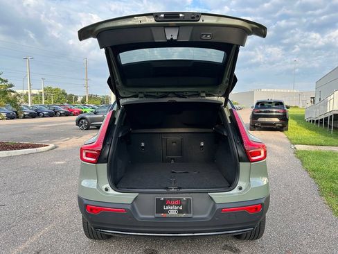 Used 2023 Volvo XC40 Recharge Ultimate AWD/4WD image 46