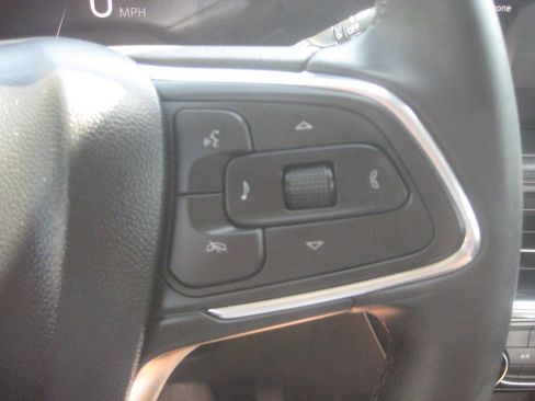 Used 2025 Buick Encore GX Sport Touring FWD image 24