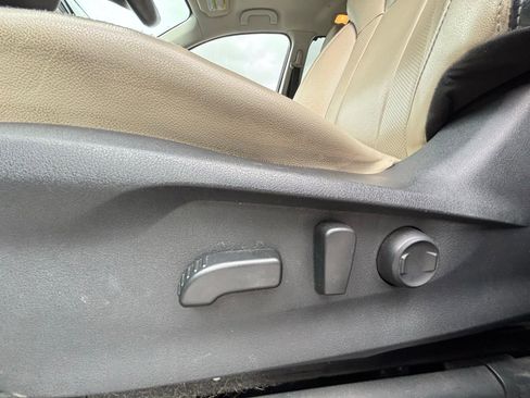 Used 2019 Subaru Ascent Limited AWD/4WD image 8