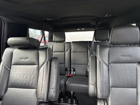 Used 2021 Cadillac Escalade ESV Sport w/ LPO, Illumination Package image 11