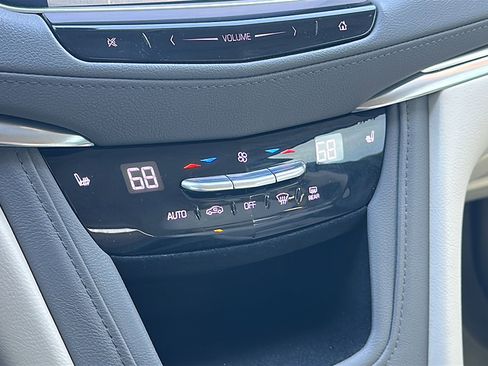 Used 2019 Cadillac XT5 Luxury image 34