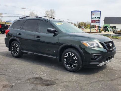 Used 2020 Nissan Pathfinder SL w/ Rock Creek Edition image 2