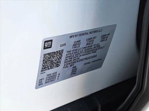 New 2026 Chevrolet Suburban RST image 19