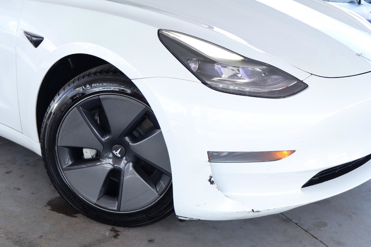 Used 2021 Tesla Model 3 Standard Range Plus RWD image 4