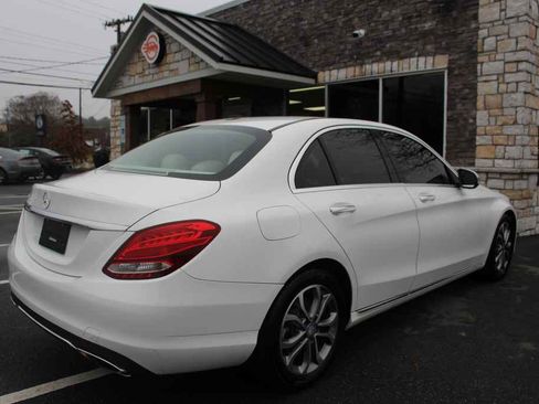 Used 2017 Mercedes-Benz C 300 Sedan image 5