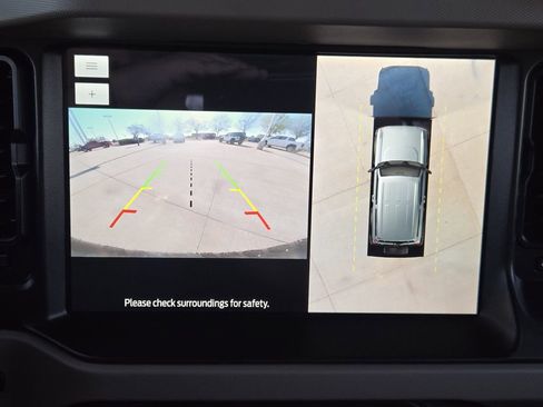 Used 2022 Ford Bronco Wildtrak image 21