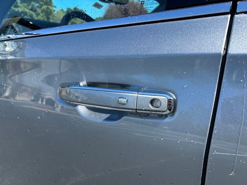 New 2026 GMC Yukon XL Denali w/ Denali Reserve Package image 27