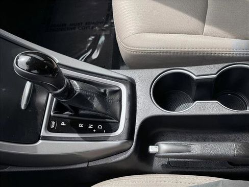Used 2016 Hyundai Elantra SE w/ Option Group 02 FWD image 16