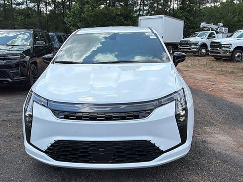 New 2027 Chrysler Pacifica Select FWD image 3