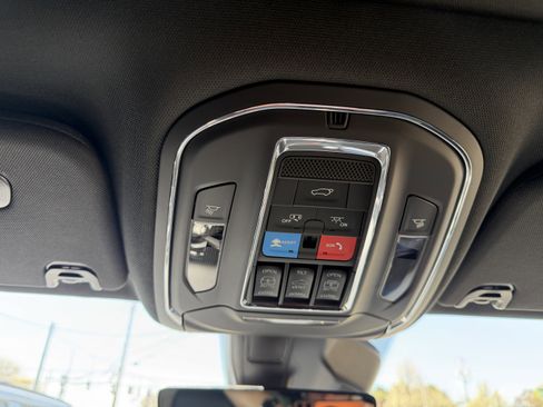 New 2026 Jeep Grand Wagoneer 4WD image 21