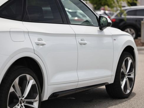 Used 2023 Audi Q5 2.0T Prestige w/ Prestige Package AWD/4WD image 8