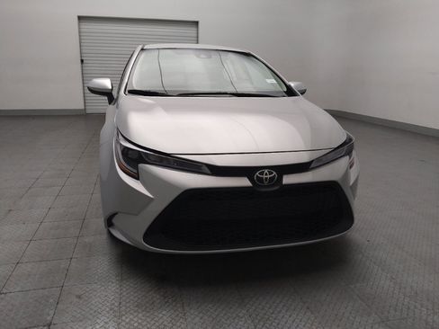Used 2022 Toyota Corolla LE FWD image 14