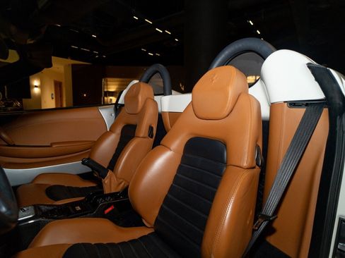 Used 2004 Ferrari 360 Spider image 12