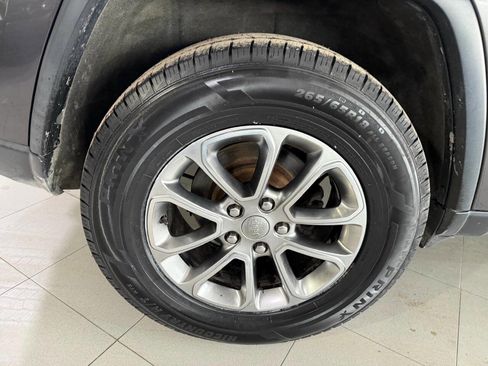 Used 2014 Jeep Grand Cherokee Limited w/ Trailer Tow Group IV image 17