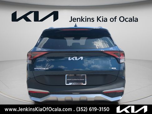 Certified 2024 Kia Sportage EX w/ EX Premium Package AWD/4WD image 4