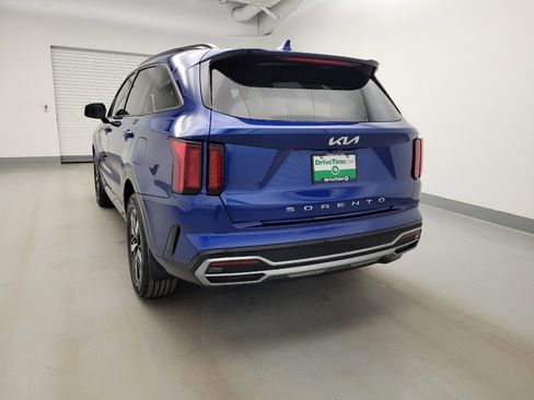 Used 2022 Kia Sorento S image 6