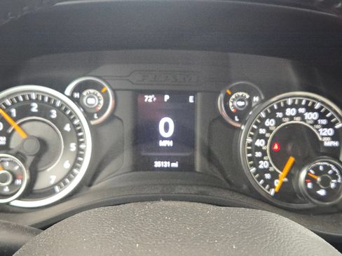 Used 2022 RAM 1500 Big Horn AWD/4WD image 11