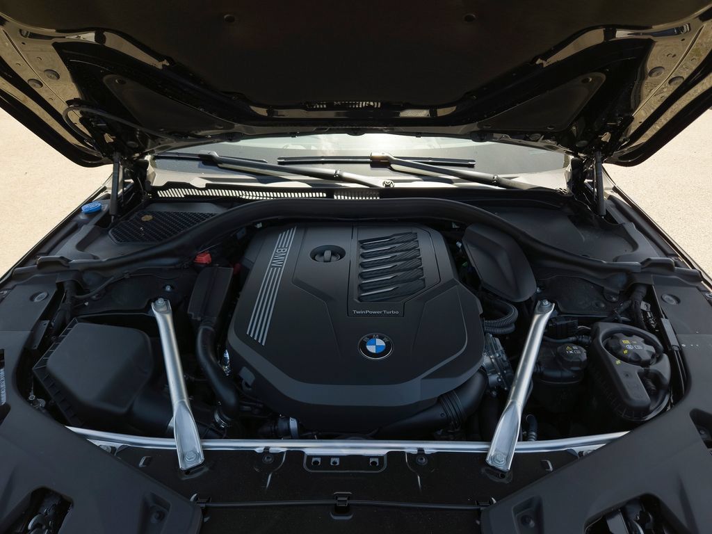 Used 2026 BMW 840i Coupe w/ M Sport Professional Package RWD image 24