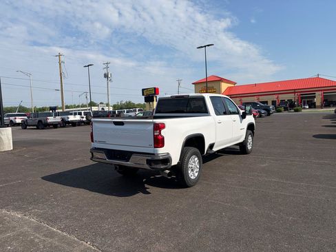 Used 2023 Chevrolet Silverado 2500 LT w/ Convenience Package AWD/4WD image 3