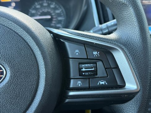 Used 2018 Subaru Impreza 2.0i Premium w/ Eyesight & BSD & Rcta image 10