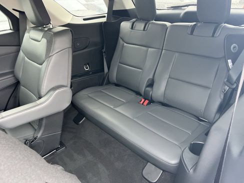 Certified 2025 Ford Explorer Active w/ Active Comfort Package image 25