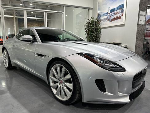 Used 2015 Jaguar F-TYPE S RWD image 18