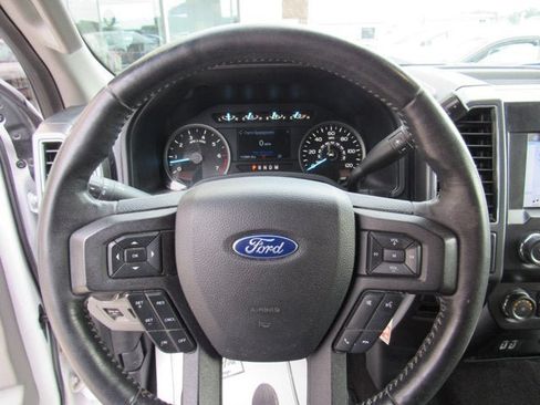 Used 2019 Ford F150 XLT w/ Equipment Group 302A Luxury AWD/4WD image 14