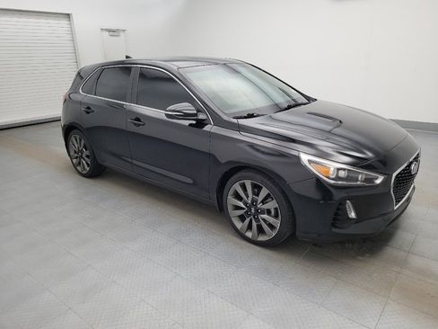 Used 2018 Hyundai Elantra GT Sport FWD image 11