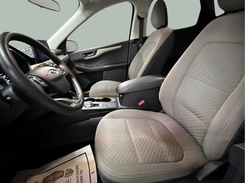 Used 2022 Ford Escape SE w/ Convenience Package image 11